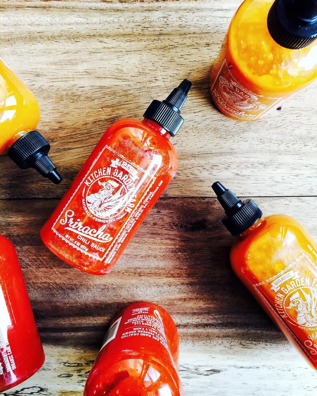 Kitchen Garden Farm의 오가닉 스리라차