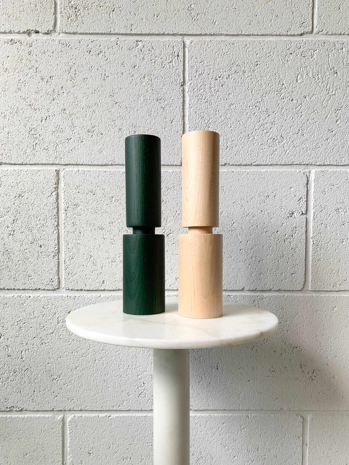 HOVE wood salt / pepper mill
: BLACK ASH