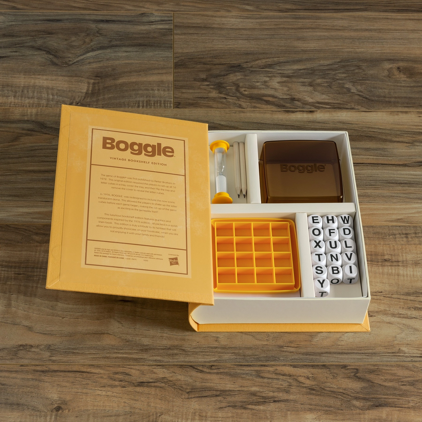 Boggle Game - Portable Bookshelf Edition