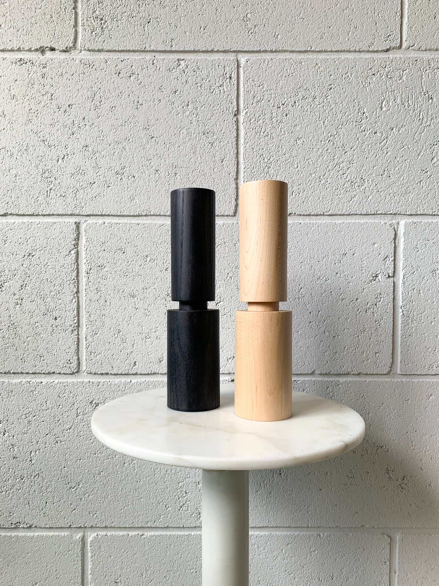 HOVE wood salt / pepper mill
: BLACK ASH